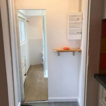 La Petite Cour